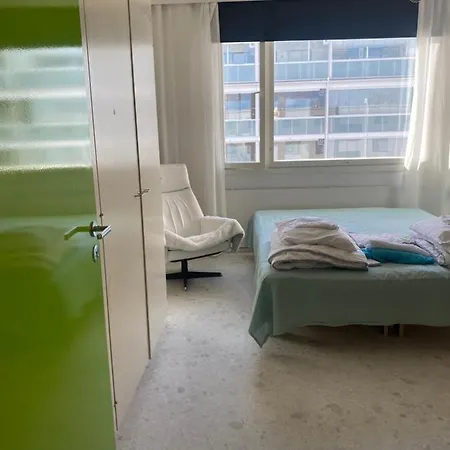 Iso Kolmio Ydinkeskustassa 1-6 Hloe Ilm.parkit * Oulu