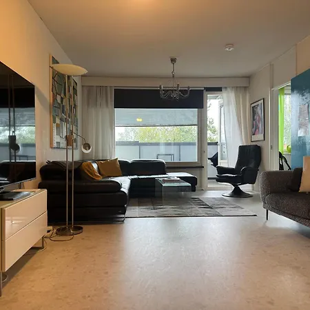Appartamento Iso Kolmio Ydinkeskustassa 1-6 Hloe Ilm.parkit Oulu