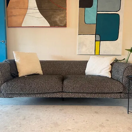 Iso Kolmio Ydinkeskustassa 1-6 Hloe Ilm.parkit Apartment Oulu