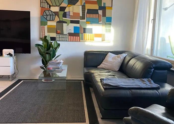 Iso Kolmio Ydinkeskustassa 1-6 Hloe Ilm.parkit * オウル